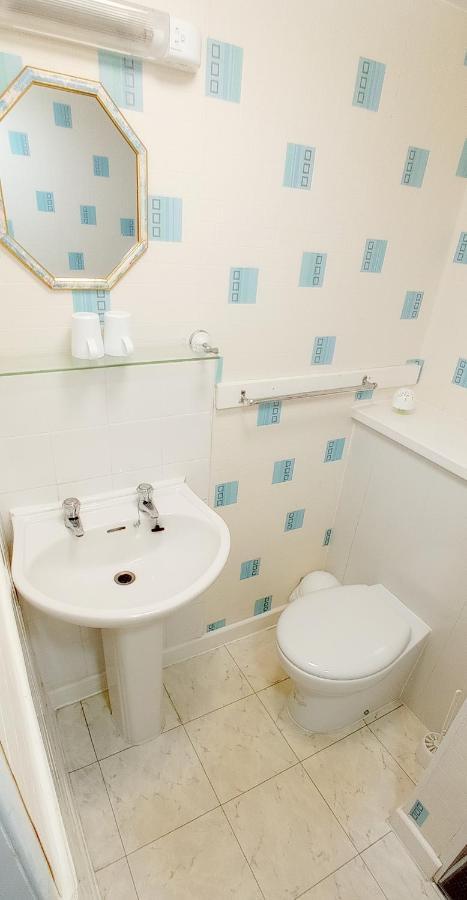 Lily Hotel Blackpool Ngoại thất bức ảnh