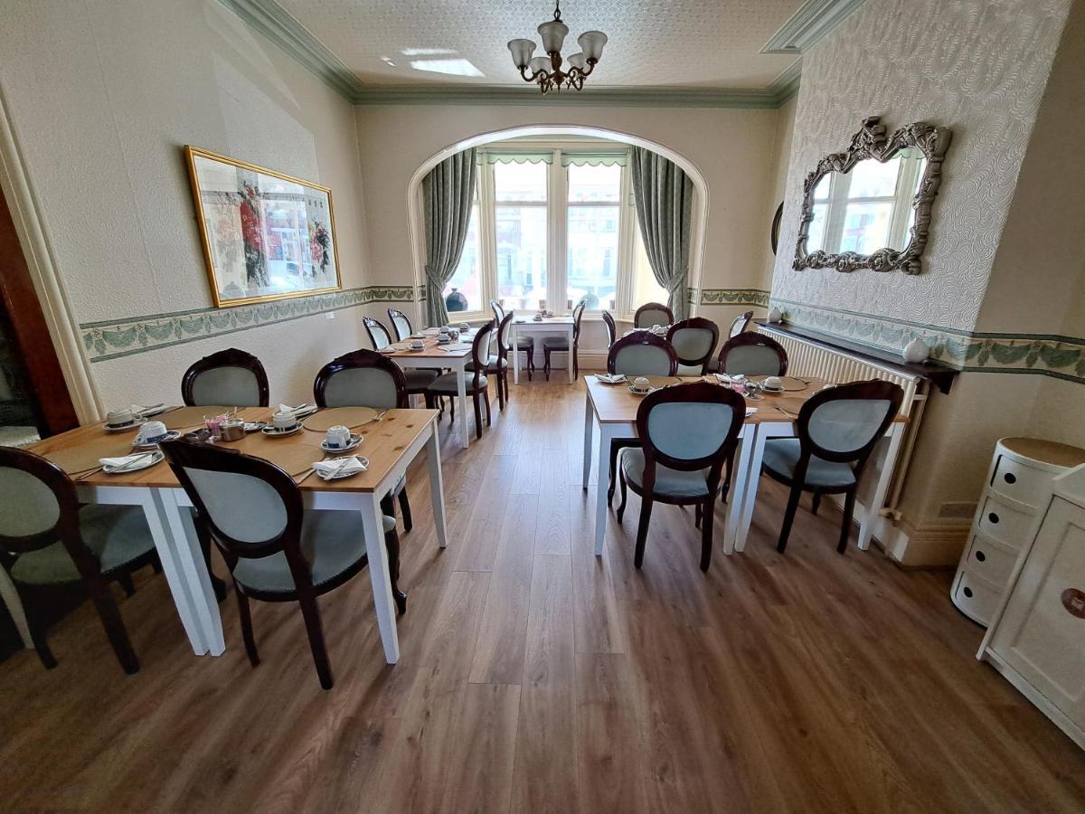 Lily Hotel Blackpool Ngoại thất bức ảnh