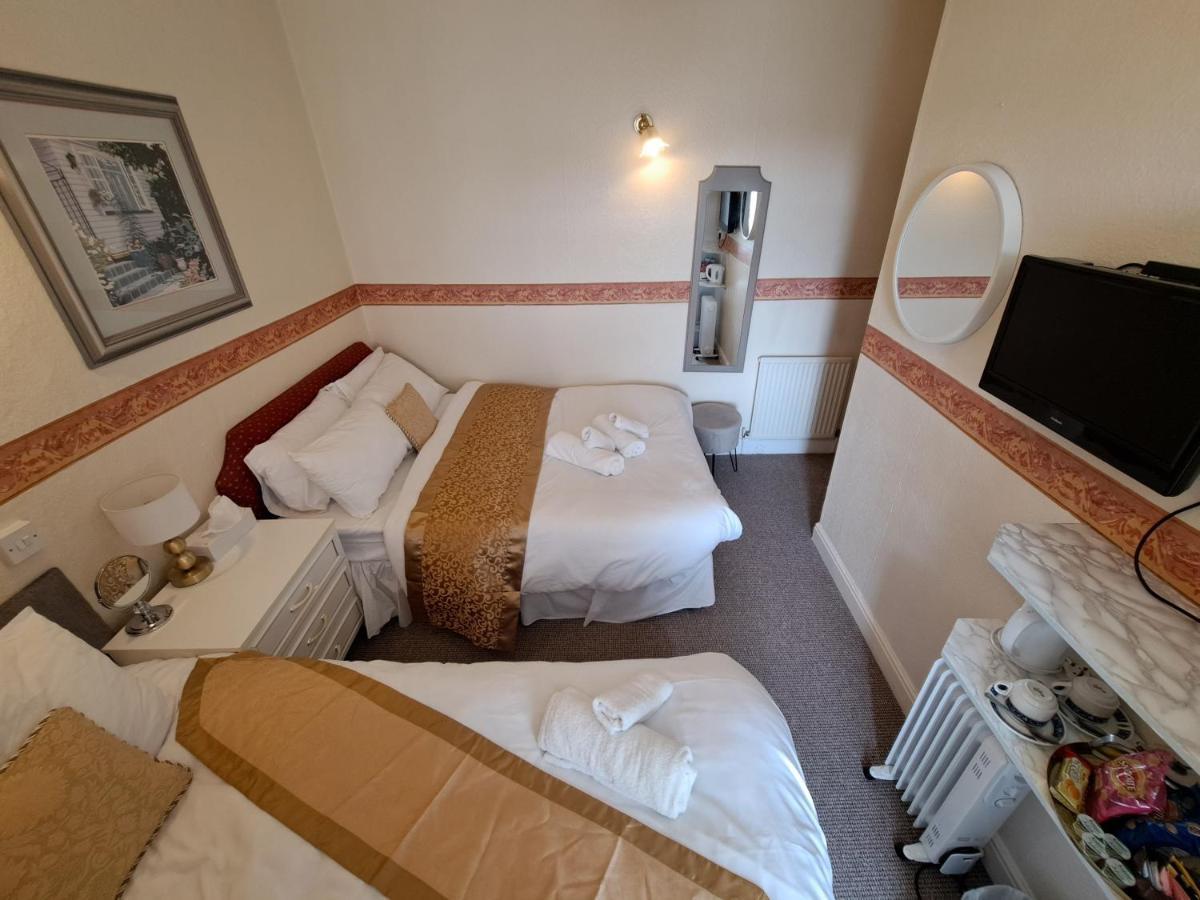 Lily Hotel Blackpool Ngoại thất bức ảnh